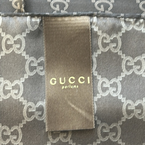 NWOT Gucci Silk Scarf - Picture 6 of 10